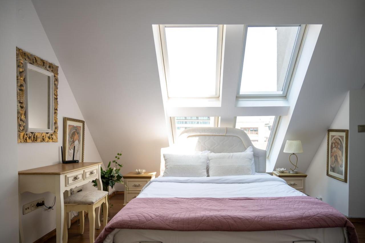 Sunny Studio With A View In Top Center Σόφια Εξωτερικό φωτογραφία