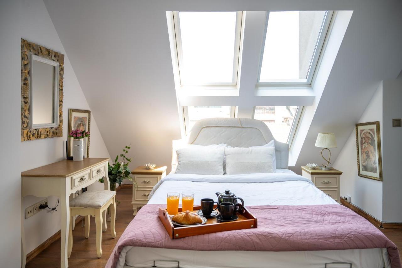 Sunny Studio With A View In Top Center Σόφια Εξωτερικό φωτογραφία