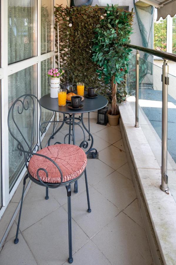 Sunny Studio With A View In Top Center Σόφια Εξωτερικό φωτογραφία